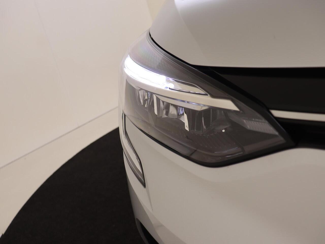 Renault CLIO 1.0 TCe 90PK Equilibre | All-Seasonbanden | Full-Map Navigatie | PDC Achter | Licht- & Regensensor | LED-Verlichting | Cruise Control & Snelheidsbegrenzer | Apple Carplay & Android Auto | Lane Assist