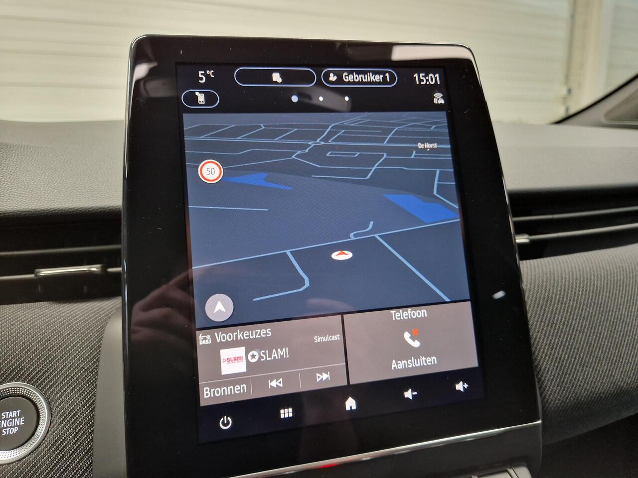 Renault CLIO 1.6 E-Tech Full Hybrid 145 esprit Alpine / Sportstoelen / Stoel- en Stuurverwarming / 17'' Velgen / 360 Graden Camera /