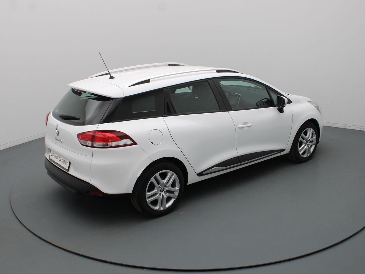 Renault CLIO Estate TCe 90pk Zen Airco | Cruise | Carplay