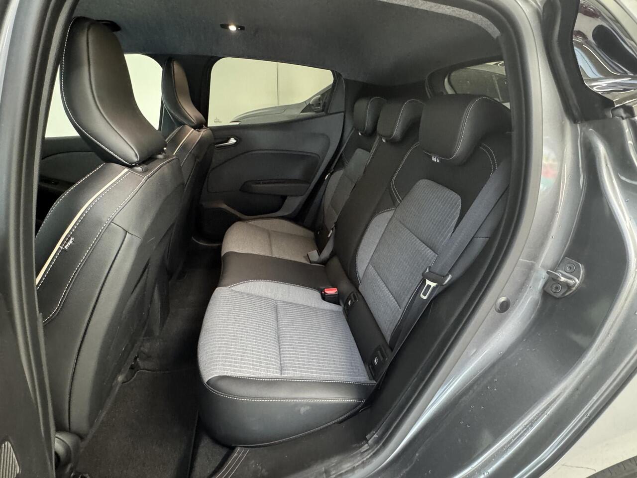 Renault CLIO 1.0 TCe 90 GPF Techno | 360° Camera | All-Season banden | Navigatie | Apple CarPlay / Android Auto |