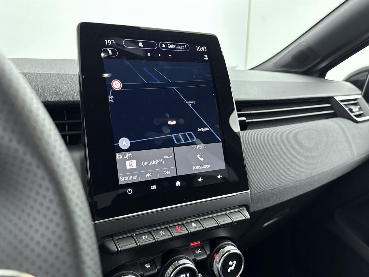 Renault CLIO 1.6 E-Tech Full Hybrid 145Pk esprit Alpine | Navigatie | Draadloze Apple & Android Carplay | Parkeersensoren & Camera | Adaptieve Cruise Control | Keyless Entry | DAB