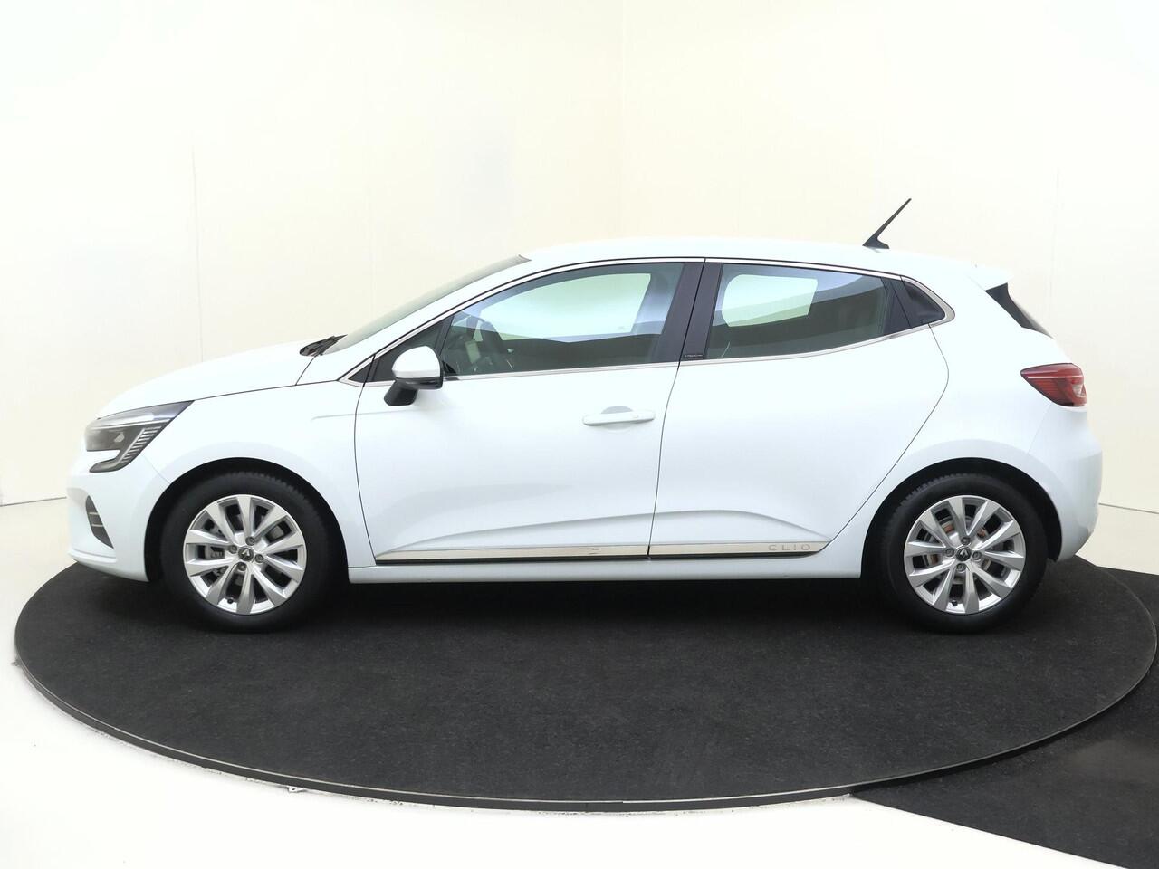 Renault CLIO 1.6 E-Tech Hybrid 140 Intens | PDC Achter | Climate Control | 16" LMV | Keyless | LED Pure Vision | Cruise Control & Snelheidsbegrenzer | Apple Carplay & Android Auto