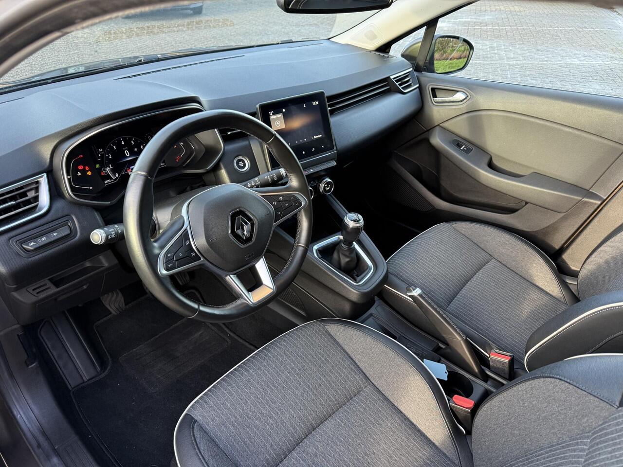 Renault CLIO 1.0 TCe Intens LED | Keyless | Camera | Sensoren rondom