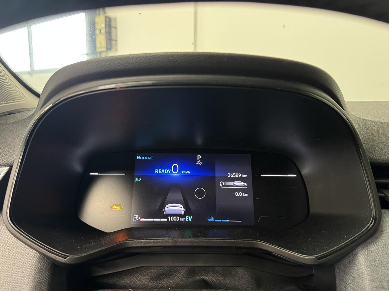 Renault CLIO 1.6 E-Tech Full Hybrid 145 evolution | All-Season banden | Navigatie | Parkeersensoren achter | Cruise control |