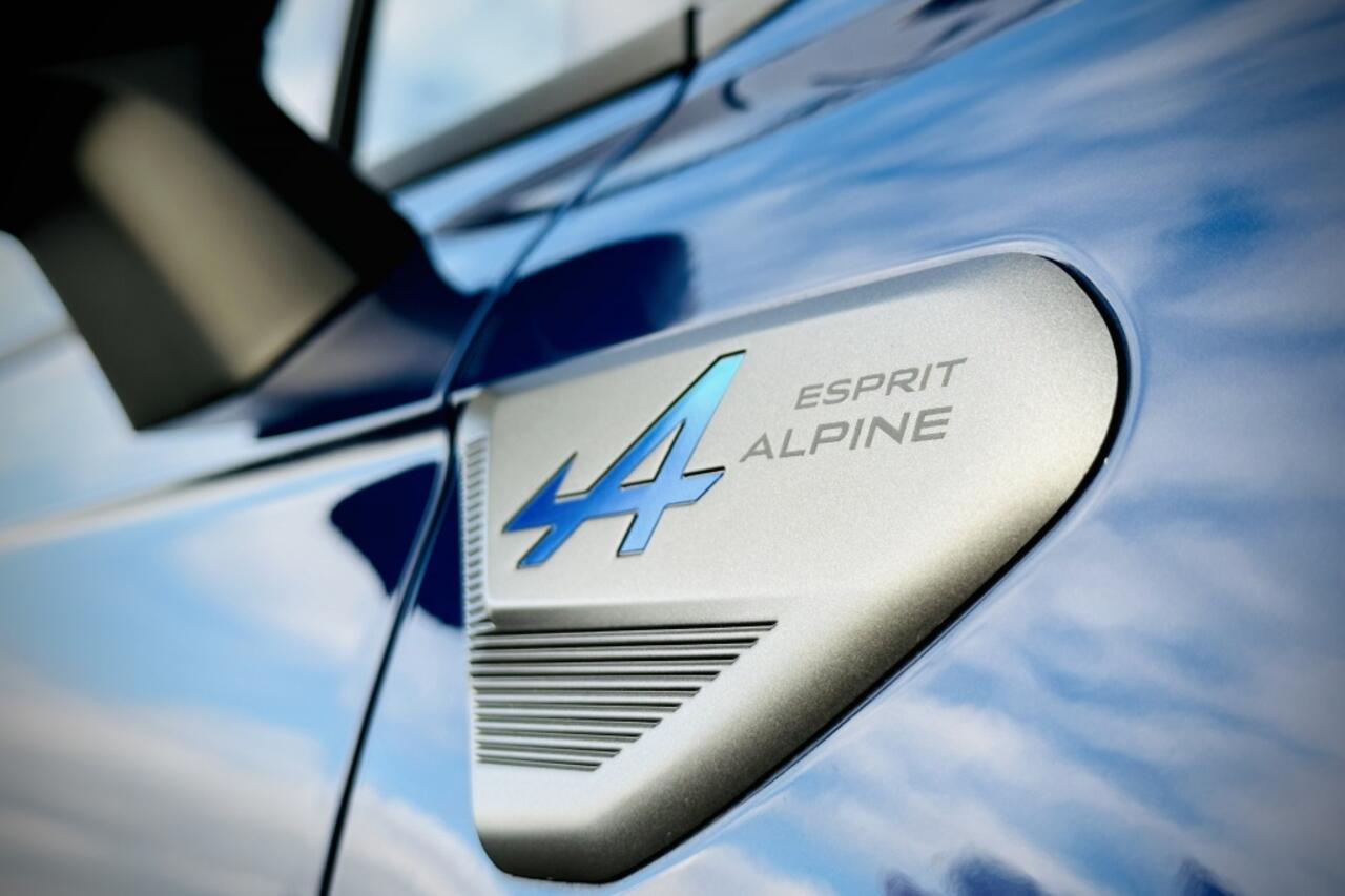 Renault CLIO 1.6 Full Hybrid 145 Esprit Alpine | STUUR + STOELVERWARMING | 36