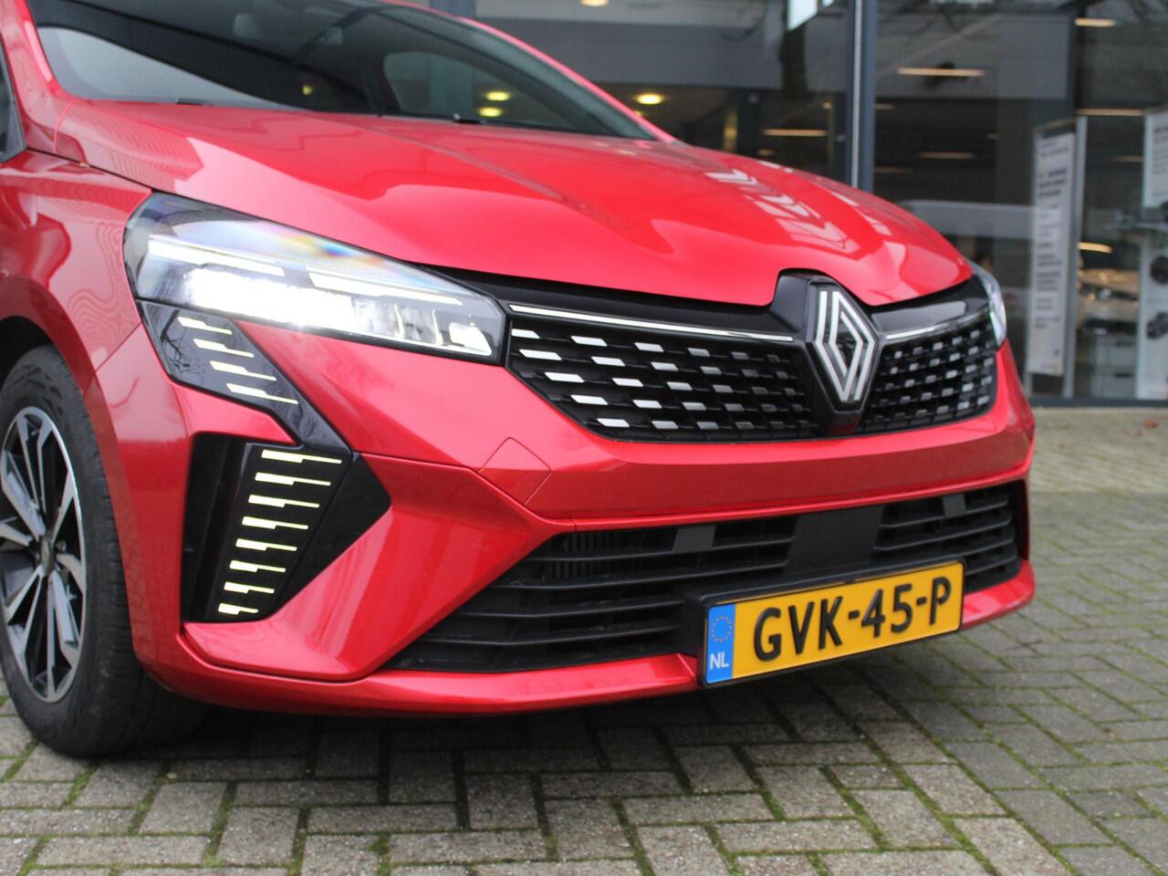 Renault CLIO TCe 90 Techno / DEMO / 24.000KM / CAMERA / PDC A / CLIMATE / CRUISE / APPLE CARPLAY / ANDROID AUTO / PRIVACY GLASS / DAB+ / 16'' LMV