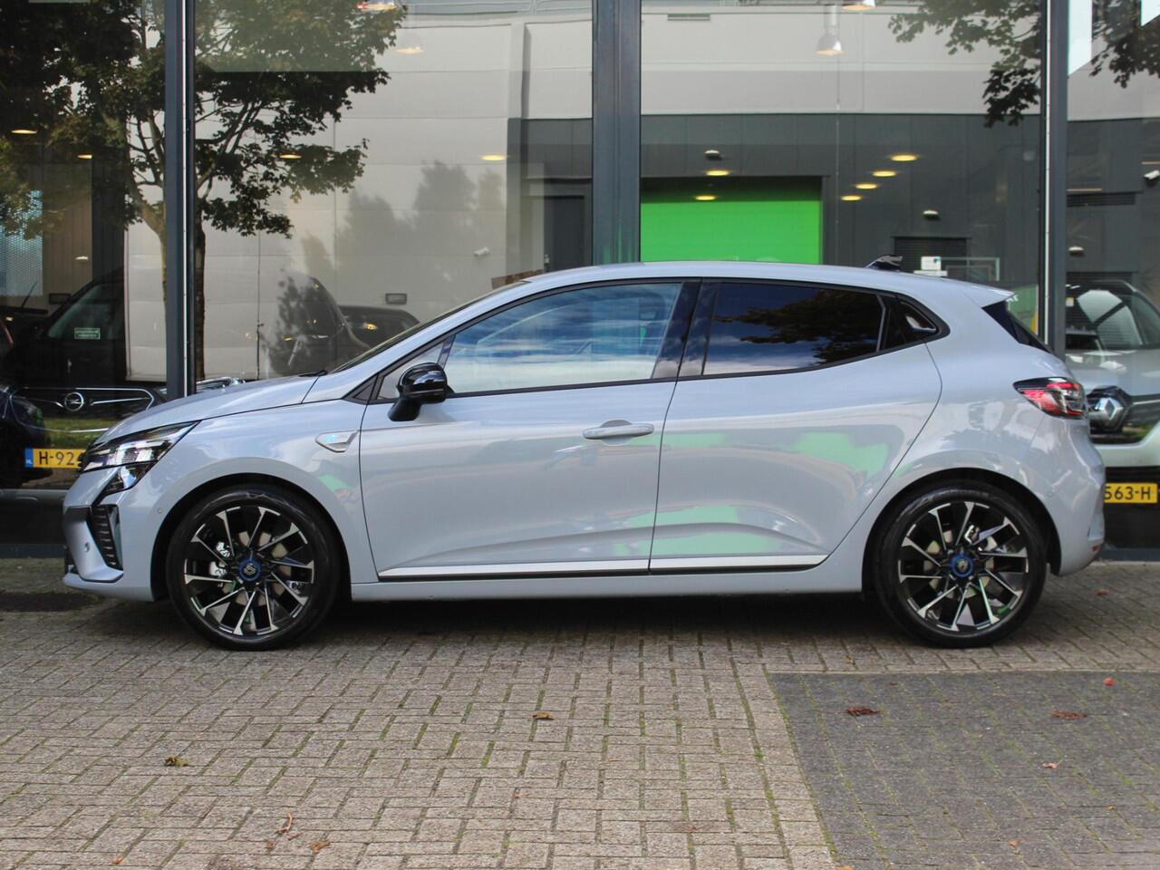 Renault CLIO 1.6 E-Tech Full Hybrid 145 esprit Alpine AUTOMAAT / PACK CITY PREMIUM / 9,3'' NAVI / 10.25'' DASHBOARD / ADAPT. CRUISE / CAMERA / PDC / CLIMATE / APPLE CARPLAY / ANDROID AUTO / PRIVACY GLASS / DAB+ / 17'' LMV