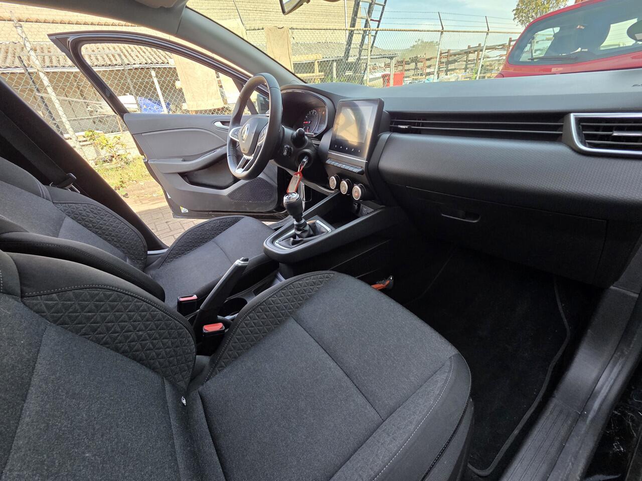 Renault CLIO 1.0 TCe 90, 1e Eig! Carplay! Apk 11-2026! Zondag OPEN!