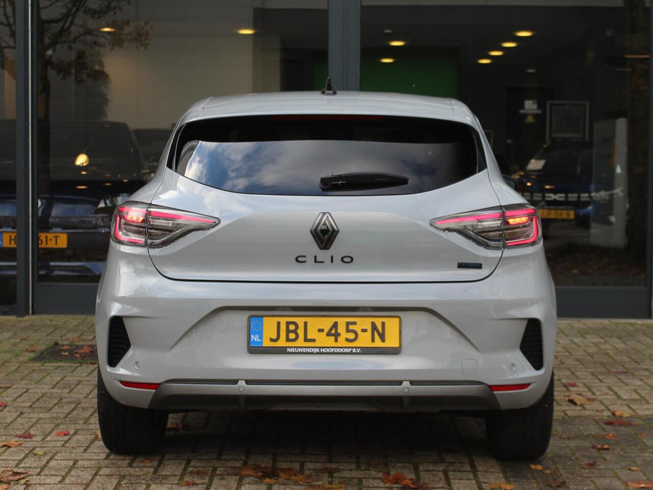 Renault CLIO 1.6 E-Tech Full Hybrid 145 esprit Alpine AUTOMAAT / PACK CITY PREMIUM / 9,3'' NAVI / 10.25'' DASHBOARD / ADAPT. CRUISE / CAMERA / PDC / CLIMATE / APPLE CARPLAY / ANDROID AUTO / PRIVACY GLASS / DAB+ / 17'' LMV