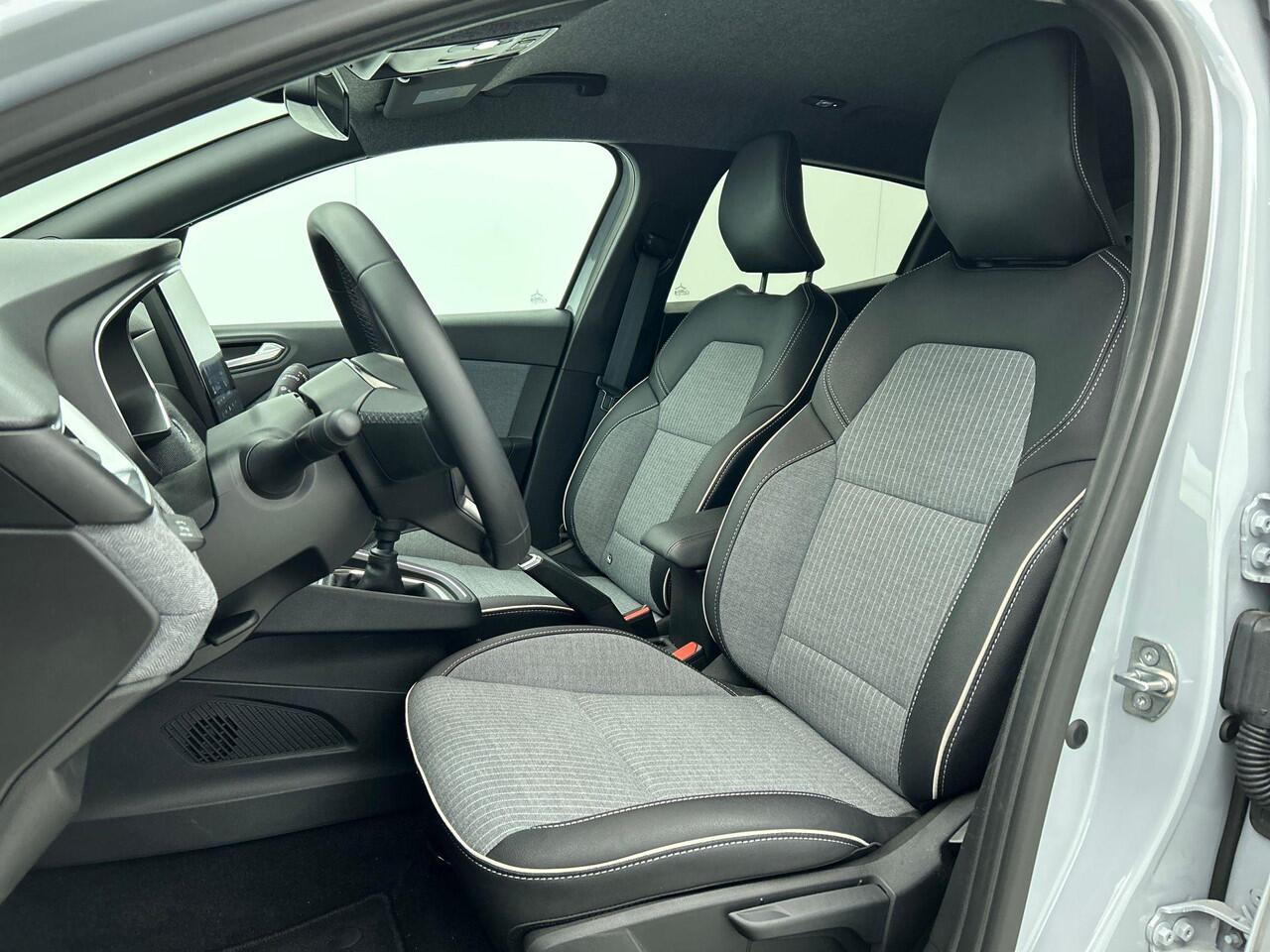 Renault CLIO 1.0 TCe 90 GPF techno PRIVATE LEASE vanaf ¤ 434 pm*