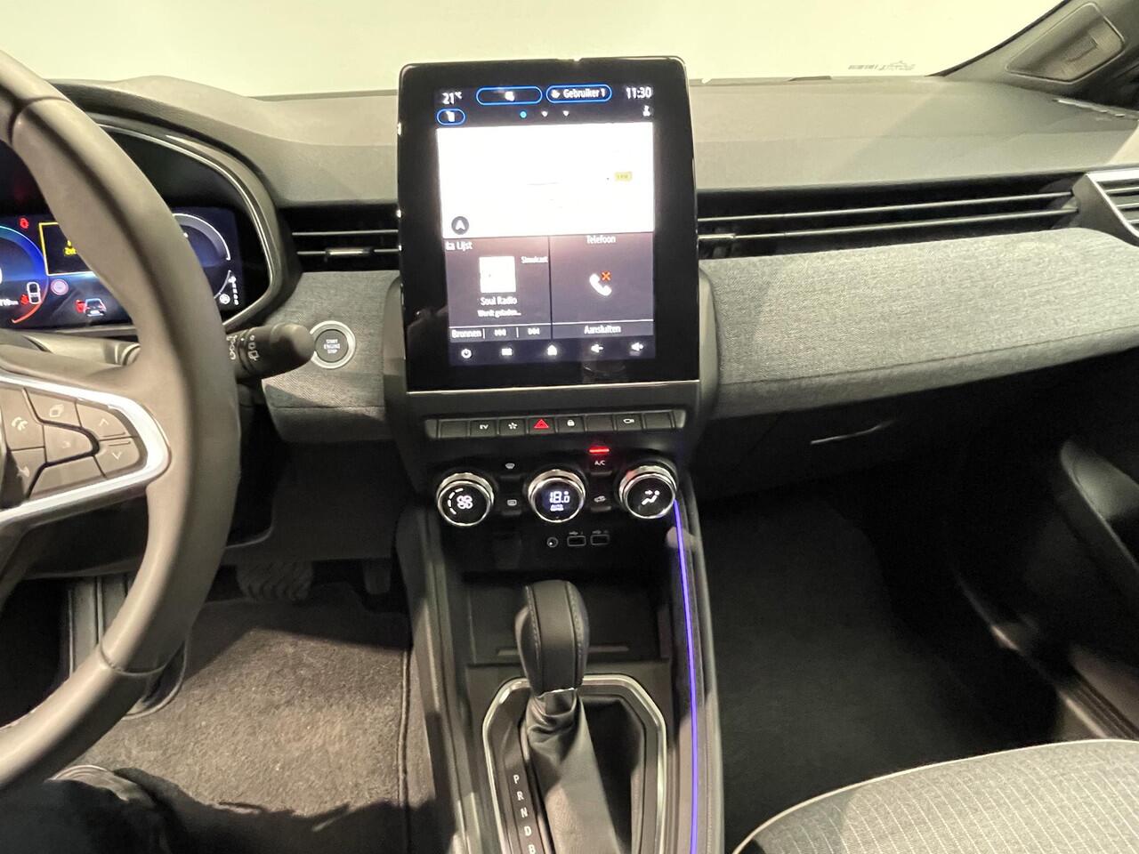 Renault CLIO 1.6 E-Tech Full Hybrid 145 techno | Naviatie | Camera