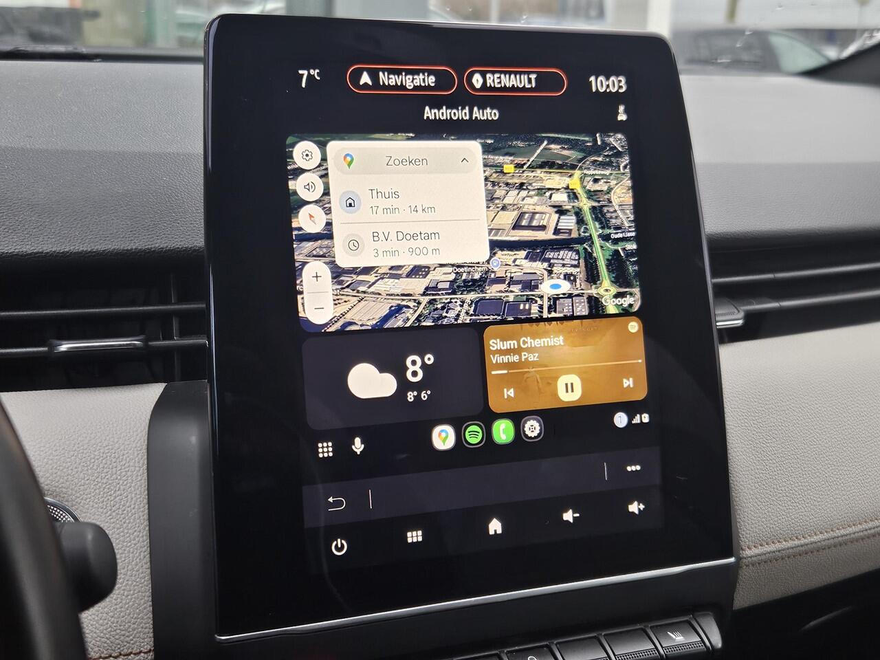 Renault CLIO 1.6 E-Tech Hybrid 140PK Initiale Paris / BOSE Premium Audio / Lederen Bekleding / Stoel & Stuurverwarming / Apple Carplay & Android Auto / All Season Banden / Trekhaak / Navigatie / Achteruitrijcamera /