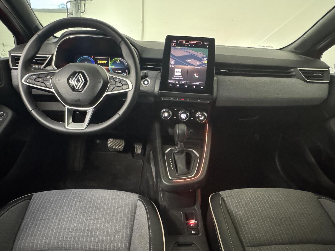 Renault CLIO 1.6 E-Tech Full Hybrid 145 Techno | All-Season banden | 360º Camera | Navigatie | Climate Control |