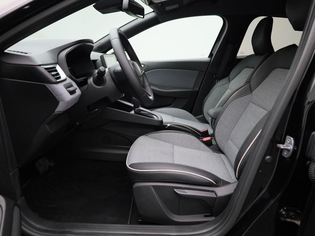 Renault CLIO 1.6 E-Tech Full Hybrid 145 PK techno | Camera | Parkeersensoren | Climate Control | Android Auto | Apple Carplay