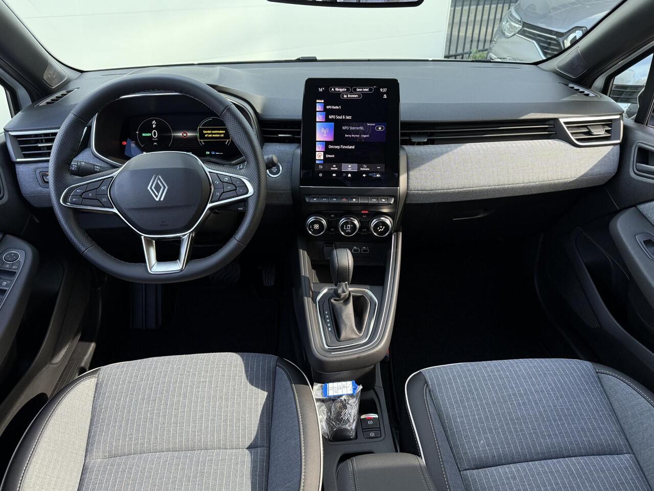 Renault CLIO 1.6 E-Tech Full Hybrid 145 techno | Camera | Winterpack | Navigatie