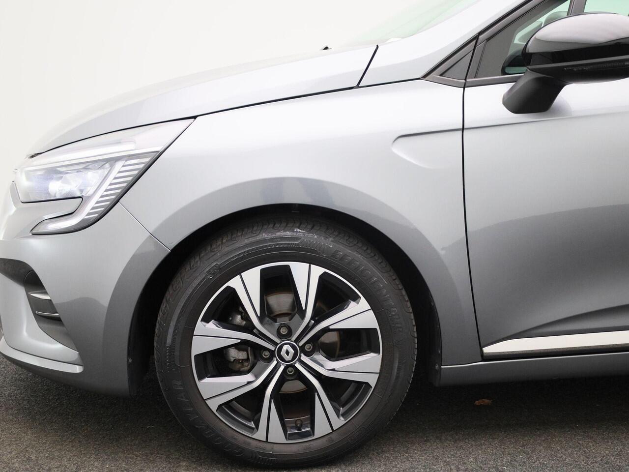 Renault CLIO 1.0 TCe 90PK Evolution | Navigatie | Apple Carplay | Parkeersensoren Achter | Airco | Privacy Glass | Cruise Control | Licht & Regensensor |