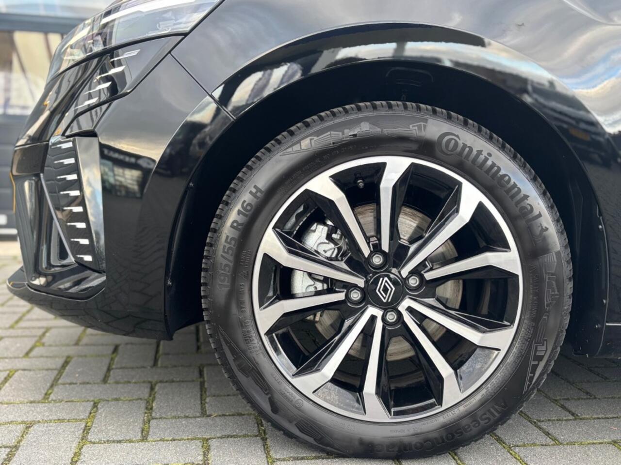 Renault CLIO 1.6 E-Tech Full Hybrid 145 Techno Pack Winter Grote Navi Automaat