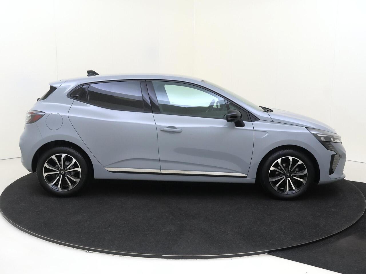 Renault CLIO 1.0 TCe 90 GPF techno | Navigatie | Camera