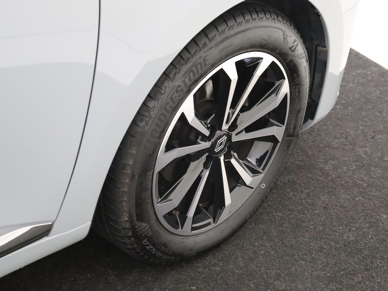 Renault CLIO 1.0 TCe 90PK GPF techno | Groot Scherm | Apple & Android Carplay | Navigatie | Climate Control | Parkeersensoren | Camera | Keyless Entry | Cruise Control