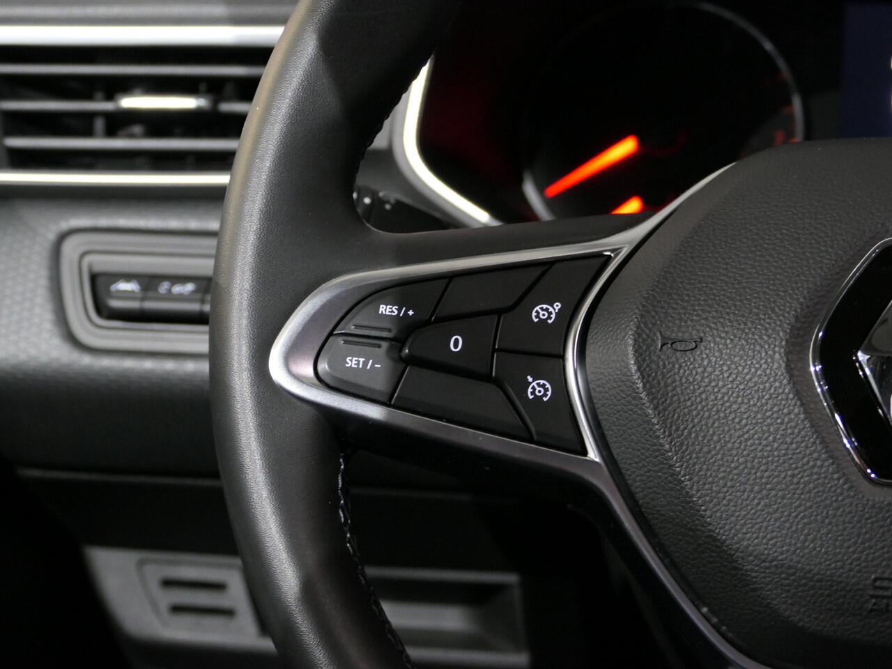 Renault CLIO 1.0 TCe Zen - Occasion Lease vanaf ¤459 p/m - *Dealer onderhouden!* - Navi - Clima, keyless entry/start, sensor achter