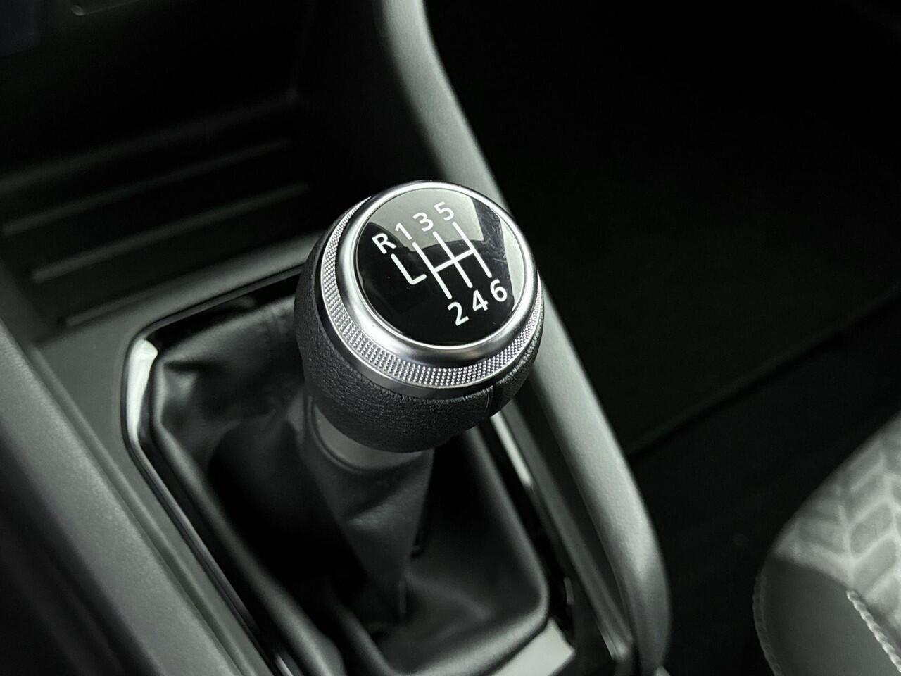 Renault CLIO 1.0 TCe 90Pk Evolution | Android & Apple Carplay | Parkeersensoren | Dodenhoekdetectie | Airco | Cruise Conrol