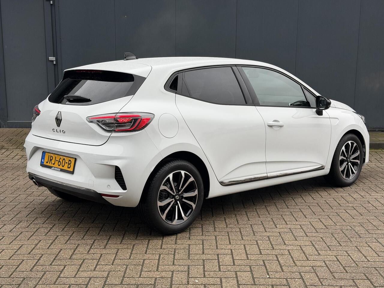 Renault CLIO 1.0 TCe 90 Techno Handgeschakeld / Pack winter / Draadloze telefoon lader / Keyless Entry/Start / Achteruitrijcamera / Stuur-, en Stoel verwarming / Climate control / Apple Carplay Android Auto /