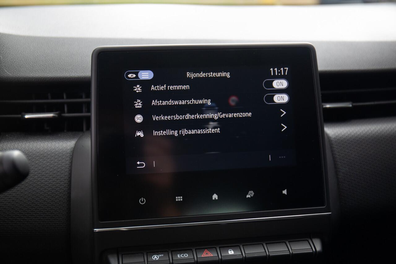 Renault CLIO 1.0 TCe Zen , Cruise control, Navigatie,