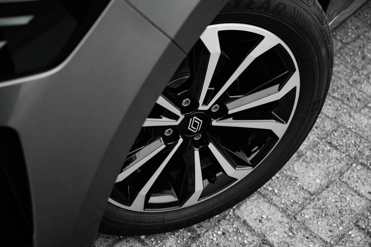 Renault CLIO 1.0 TCe 90 GPF techno | ACTIE AUTO incl. ALL SEASON BANDEN |