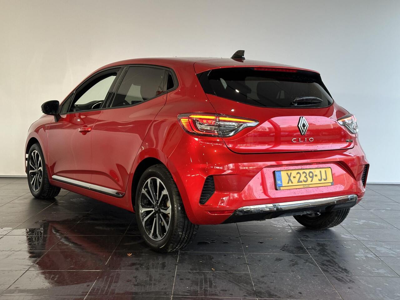 Renault CLIO 1.6 E-Tech Full Hybrid 145 techno GROOT SCHEM | NAVIGATIE | ACHTERUITRIJCAMERA | PARKEERSENSOREN ACHTER | CLIMATE CONTROL