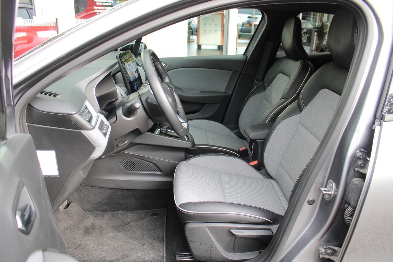 Renault CLIO 1.6 E-Tech Full Hybrid 145 techno Automaat | Navigatiesysteem | 360 Camera | Parkeersensoren | Cruise Control