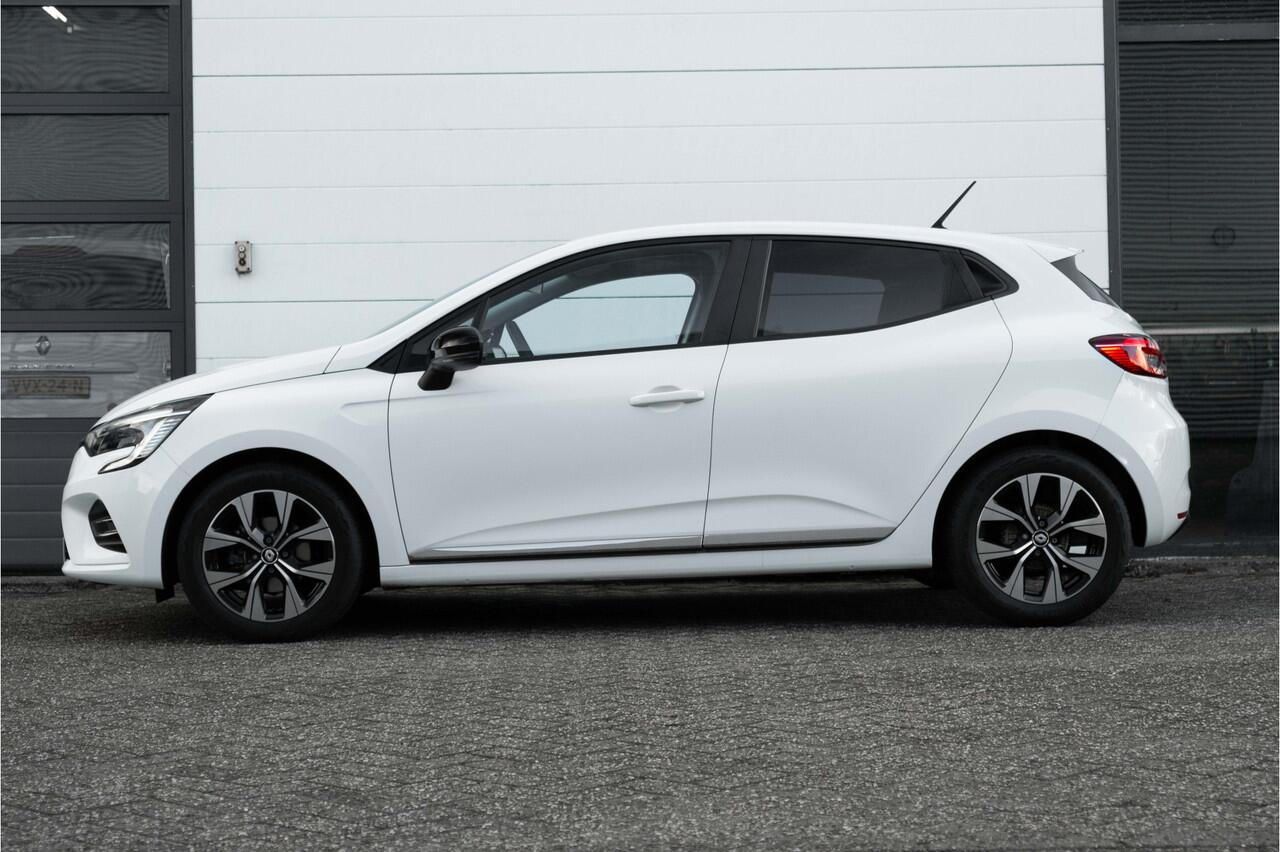 Renault CLIO TCe 90 Evolution | Parkeersensoren achter | Apple CarPlay en Android Auto | 4 seizoensbanden | incl. Bovag rijklaarpakket met 12 maanden garantie