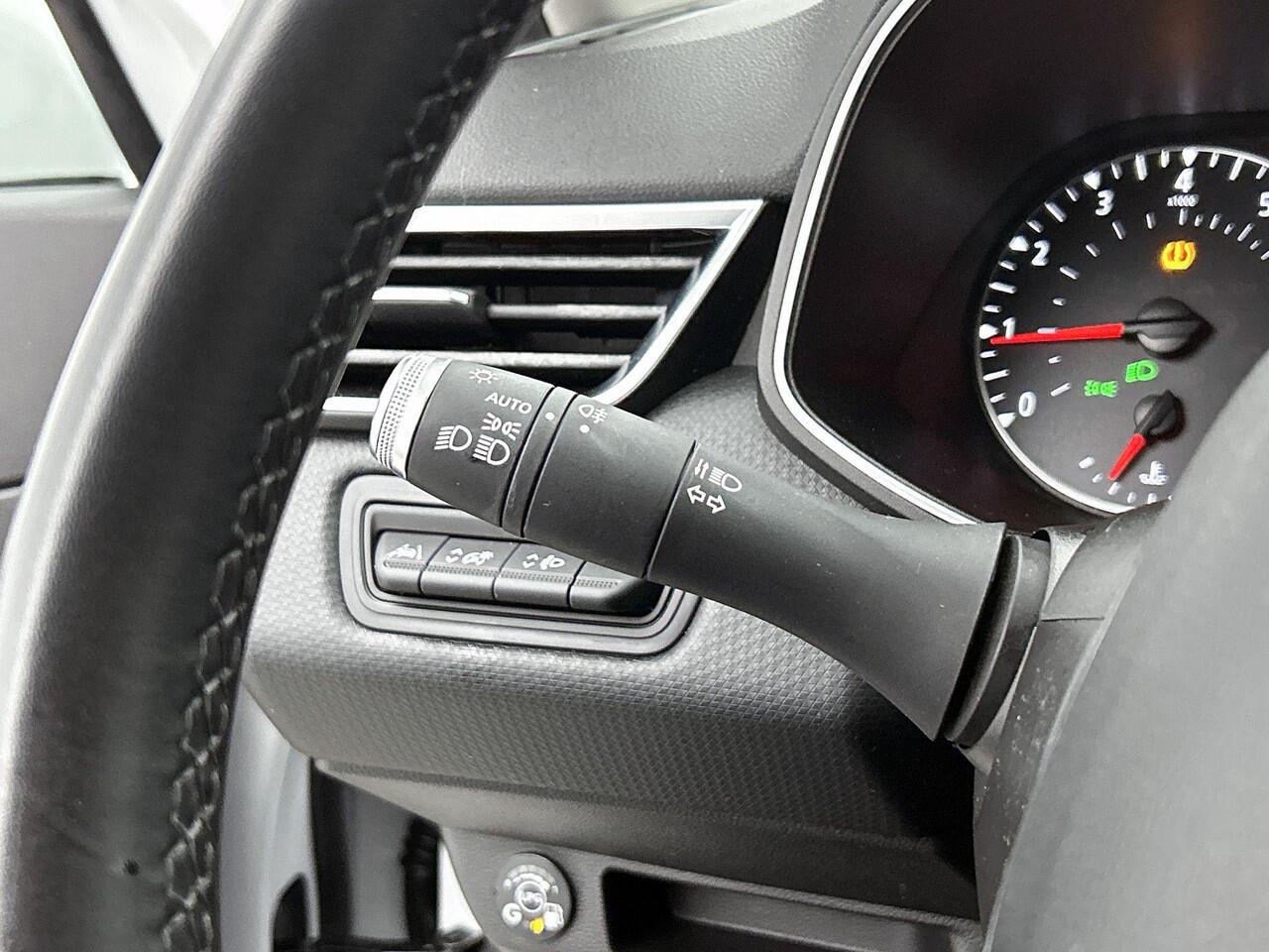 Renault CLIO 1.0 TCe Bi-Fuel Zen 100PK | Zwarte Lichtmetalen Velgen | Airco | Apple Carplay & Android Auto | Cruise Control | Led koplampen