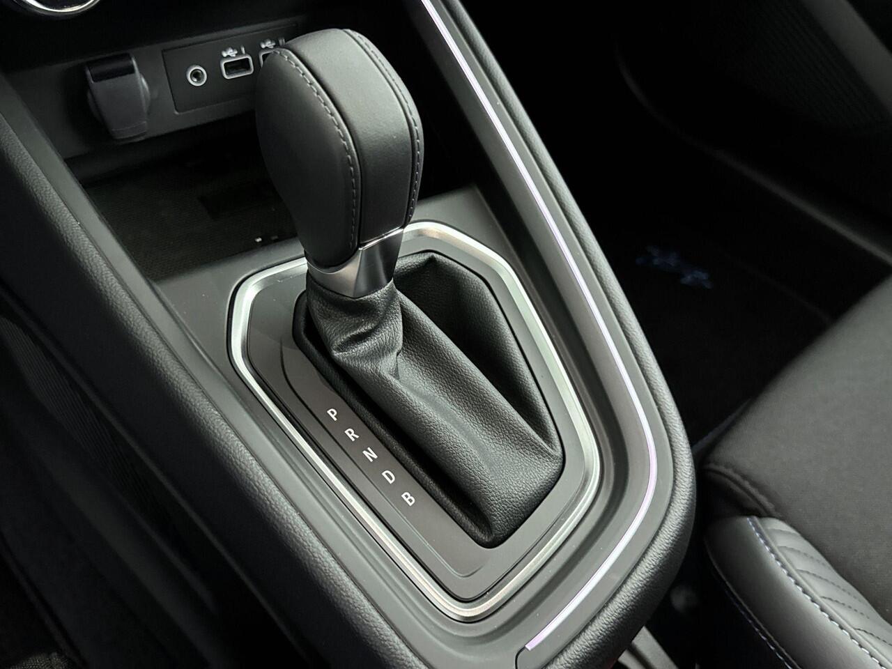 Renault CLIO 1.6 E-Tech Full Hybrid 145Pk esprit Alpine | Navigatie | Draadloze Apple & Android Carplay | Parkeersensoren & Camera | Adaptieve Cruise Control | Keyless Entry | DAB