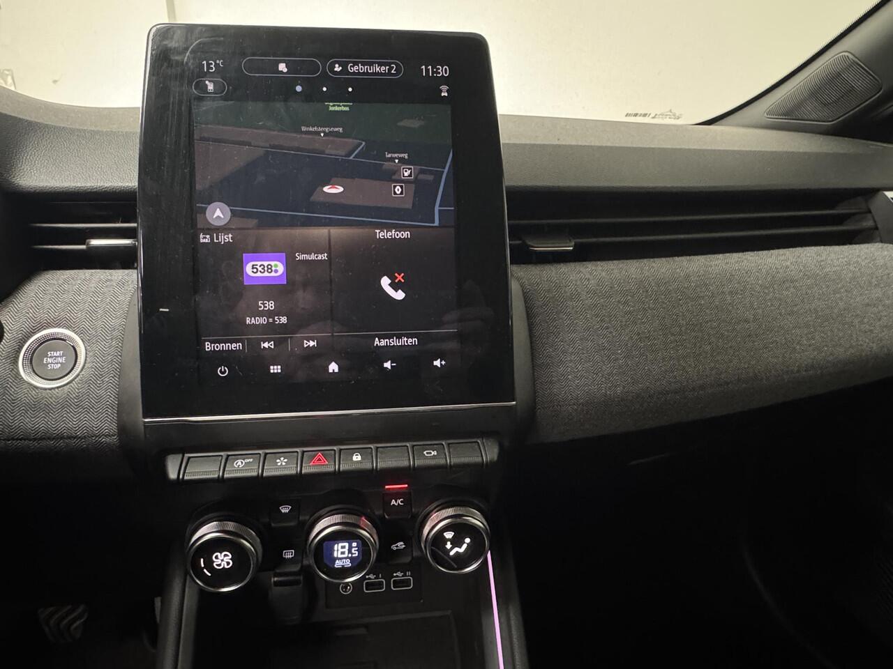 Renault CLIO 1.0 TCe 90 GPF techno | Navigatie | 360 Camera | Lichtmetalen velgen 16" |