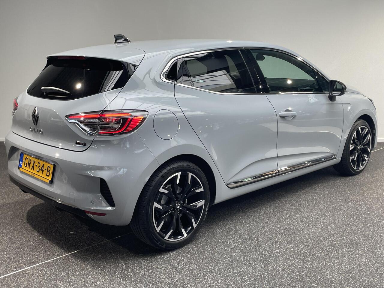 Renault CLIO 1.6 E-Tech Full Hybrid 145 techno | Navigatie | Camera