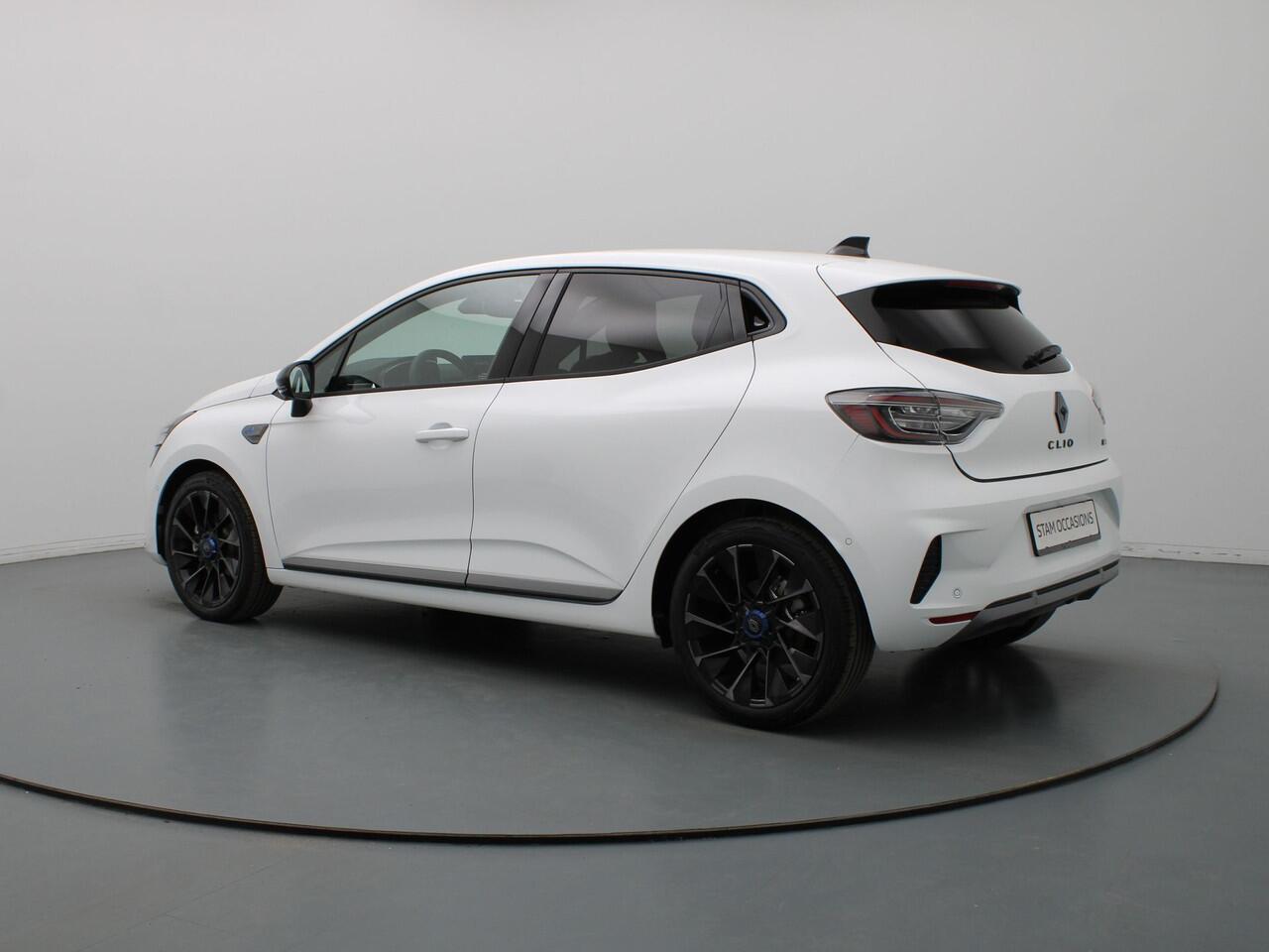 Renault CLIO Esprit Alpine 1.6 E-Tech Full Hybrid 145pk 360° Camera | Adapt. cruise | Bose | Navi | Stoel-/stuurverwarming