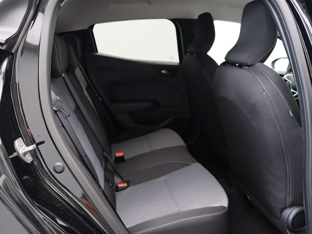 Renault CLIO TCe 90pk GPF evolution | Lichtmetalen velgen | Getint glas | Achteruitrijcamera |