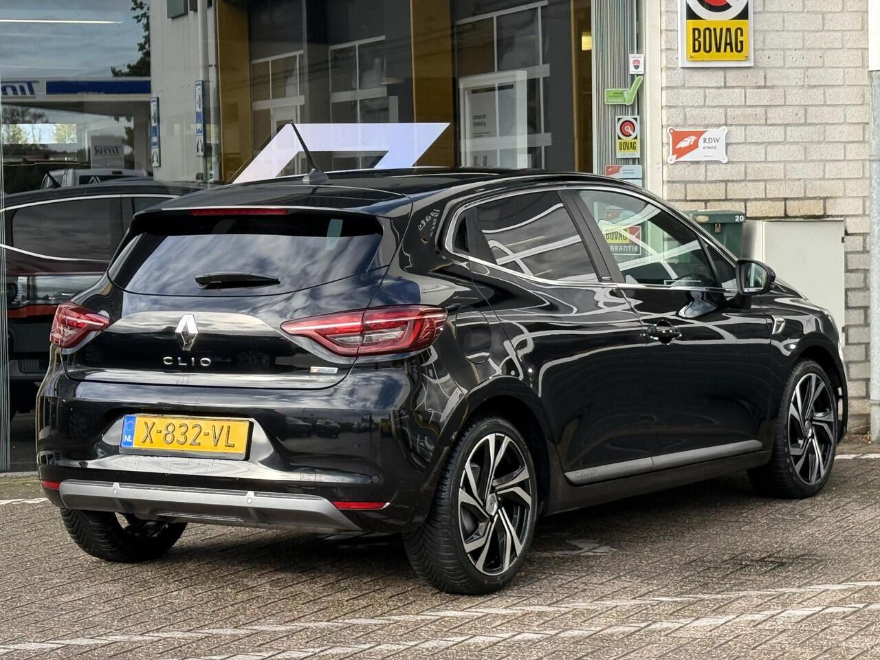 Renault CLIO 1.6 E-Tech Hybrid 140 R.S. Line | Navigatie | All-Season | Stoelverwarming | Achteruitrijcamera | DAB | LED | Key-less | Lichtmetaal | Cruise Control | Climate Control |