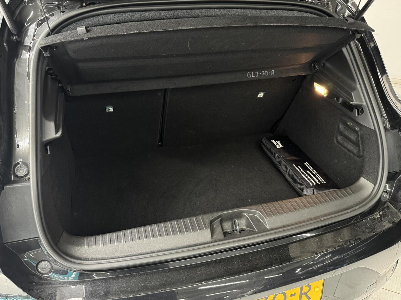 Renault CLIO 1.6 E-Tech Full Hybrid 145 techno | Navigatie | Camera | Cruise control | Lichtmetalen velgen 17" |