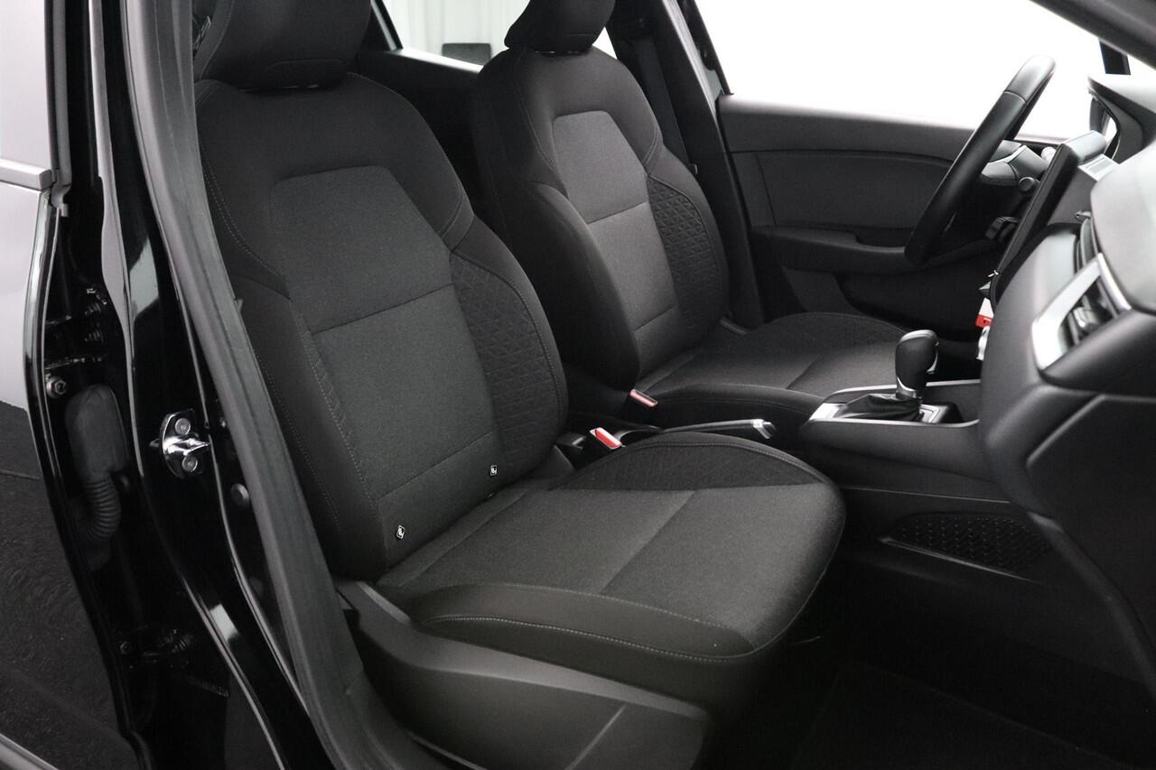 Renault CLIO 1.6 E-Tech Full Hybrid 140 Business Zen | Navigatie | Parkeersensoren | Camera |