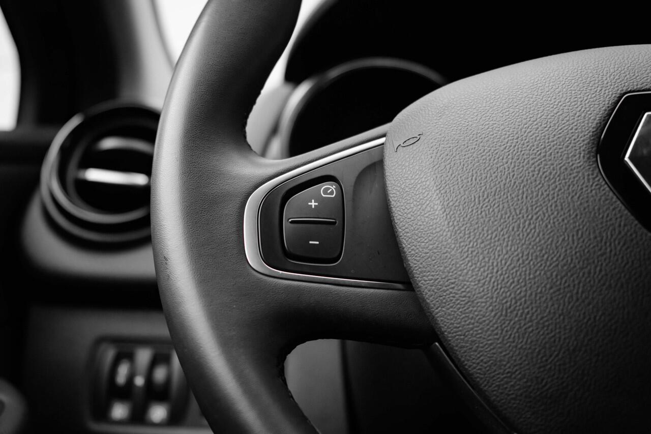 Renault CLIO Estate 0.9 TCe Limited | parkeersensoren achter | Airco | LM Velgen | NAVI |