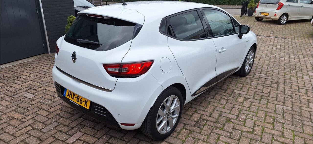 Renault CLIO 0.9 TCE LIMITED / NAVIGATIE / Airco / BLEUTOOTH