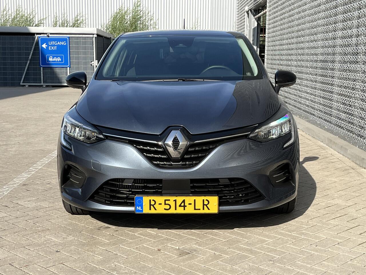 Renault CLIO 1.0 TCe Zen / App connect / Parkeersensoren achter / Cruise controle / Lichtmetaal 16 inch /