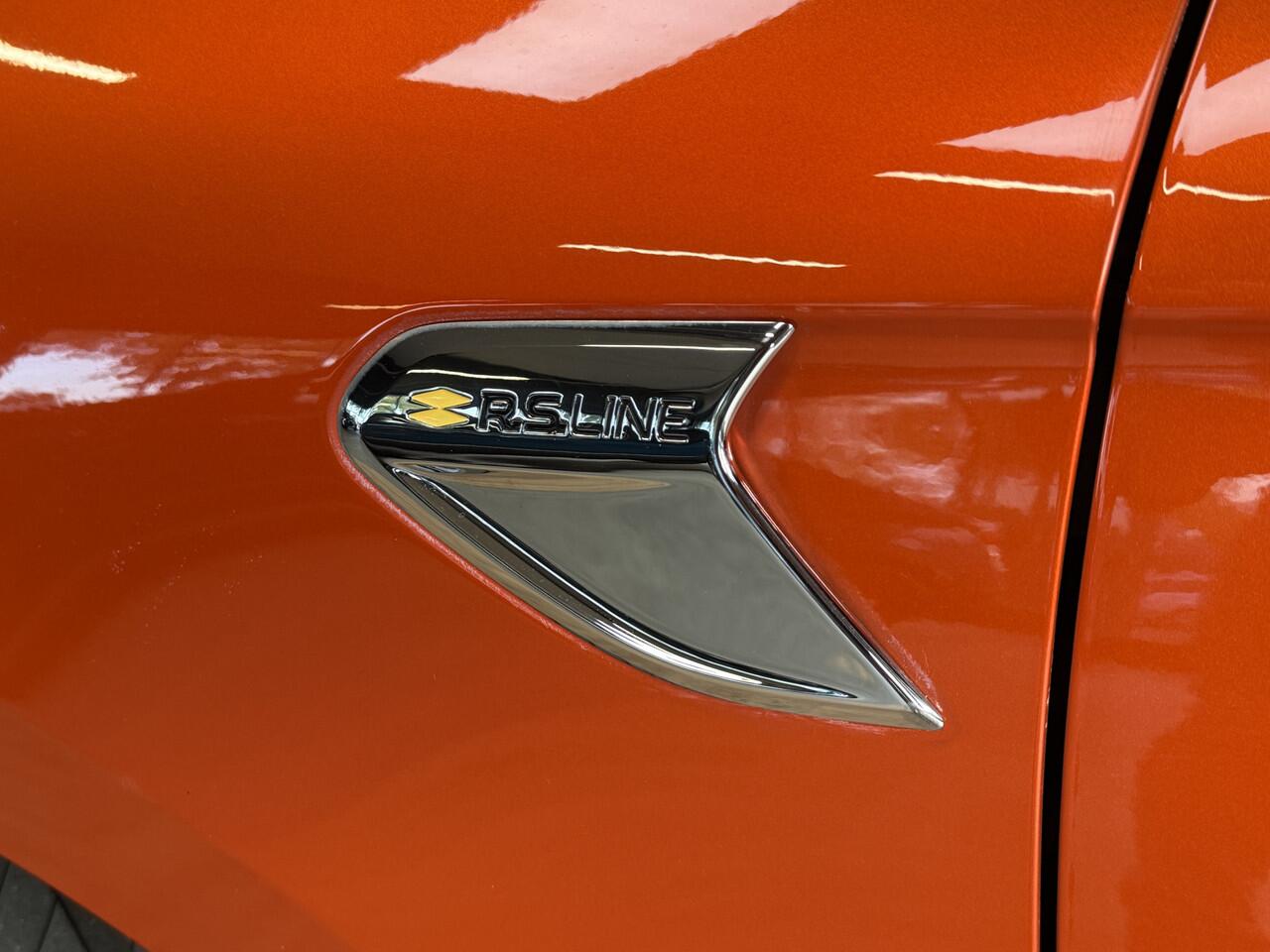 Renault CLIO 1.3 TCe 130pk R.S. Line | Groot Navi | 360 | 17 " | Stoelverwarming | Carplay |