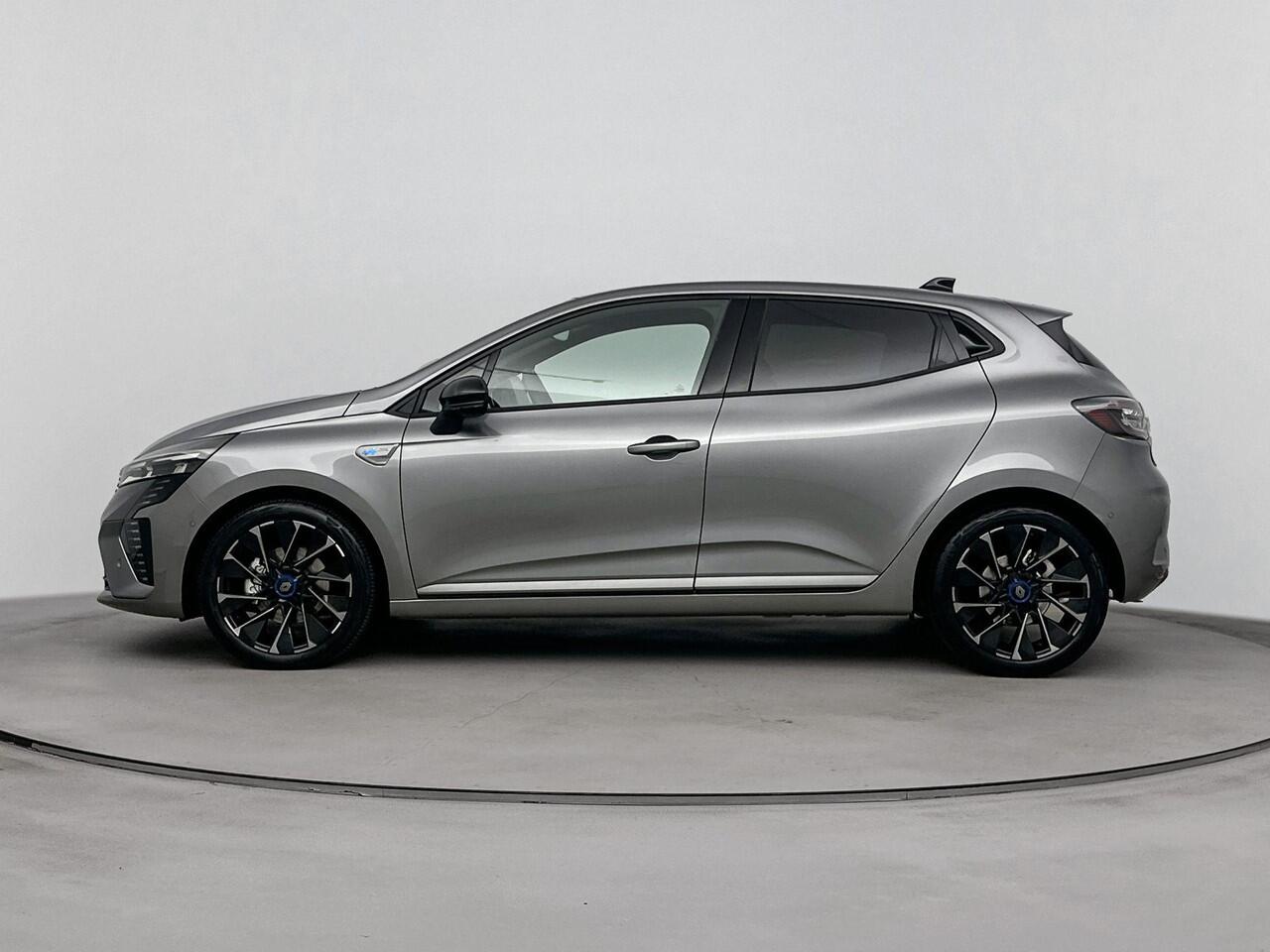Renault CLIO 1.6 E-Tech Full Hybrid Esprit Alpine 145PK | Automaat | Navigatie | Adaptieve Cruise Control | 360 Camera | 17'' Inch Velgen | Apple CarPlay & Android Auto