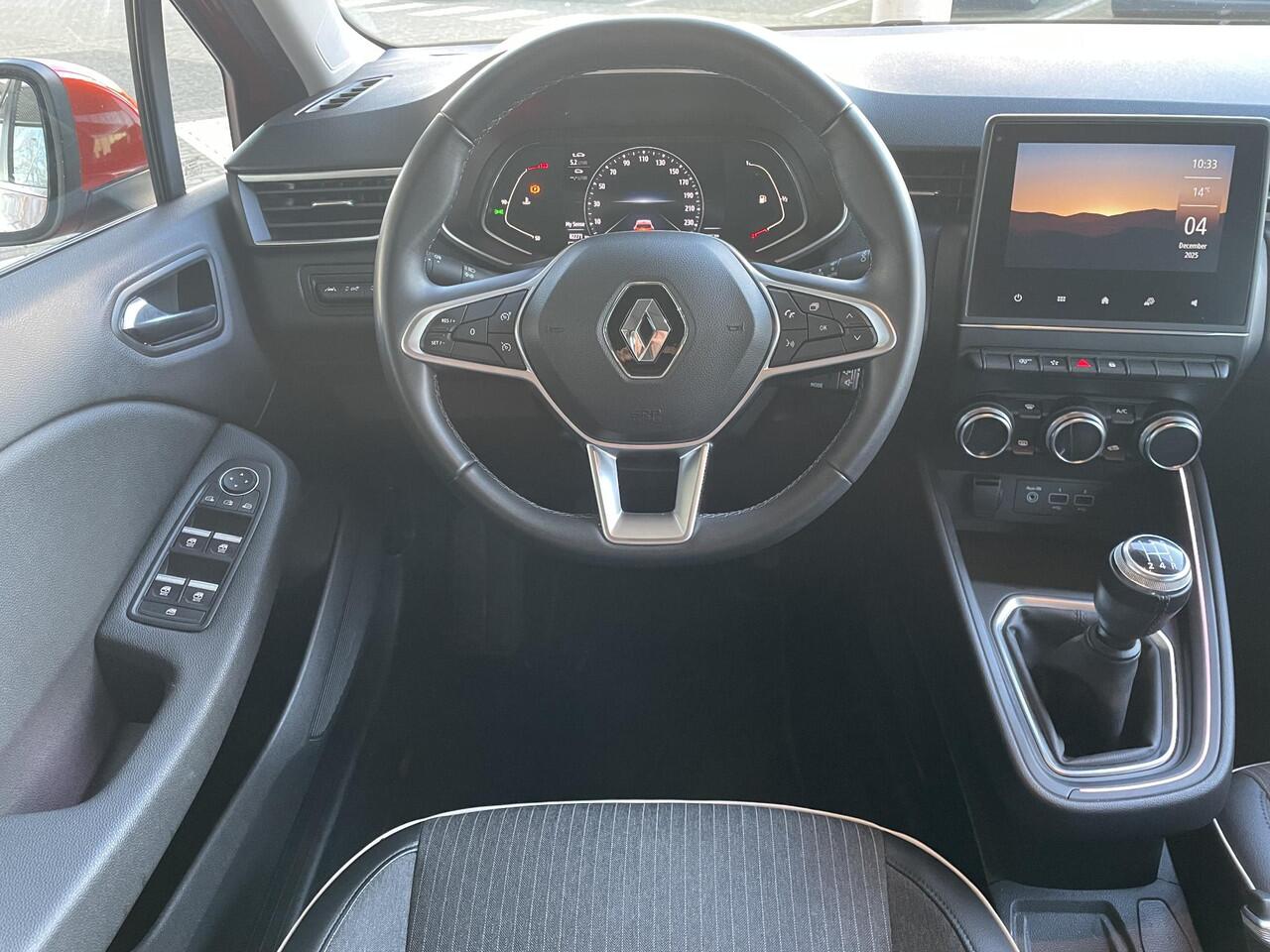 Renault CLIO 1.0 TCe Intens / PDC + CAMERA / CLIMATE CONTROL / NAVIGATIE / APPLE & ANDROID CARPLAY