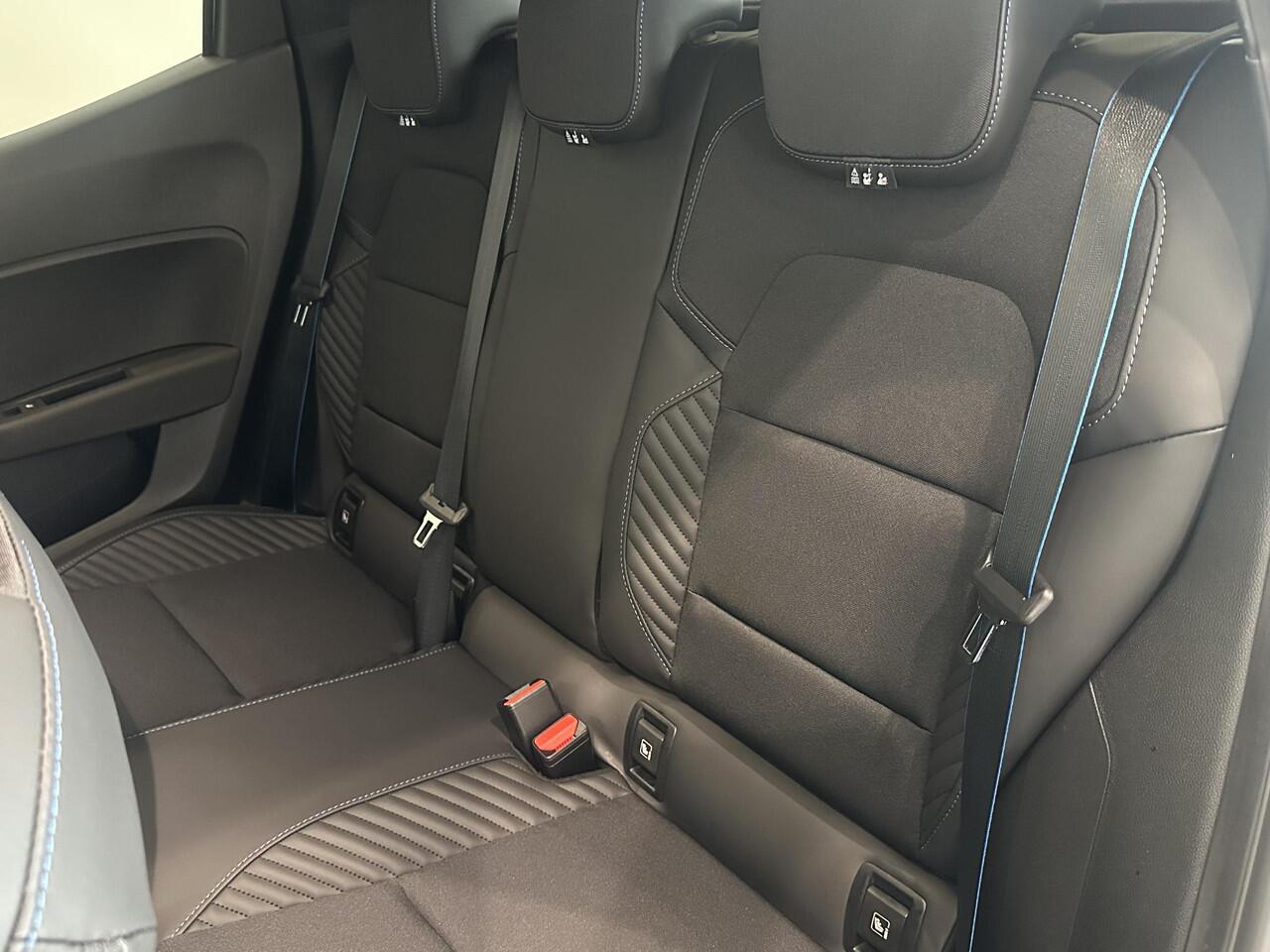 Renault CLIO 1.0 TCe 90 Esprit Alpine | Pack Winter | Pack City Premium | Pack Premium Sound BOSE | Van: ¤ 32.459,- nu rijklaar voor: ¤ 28.959,-