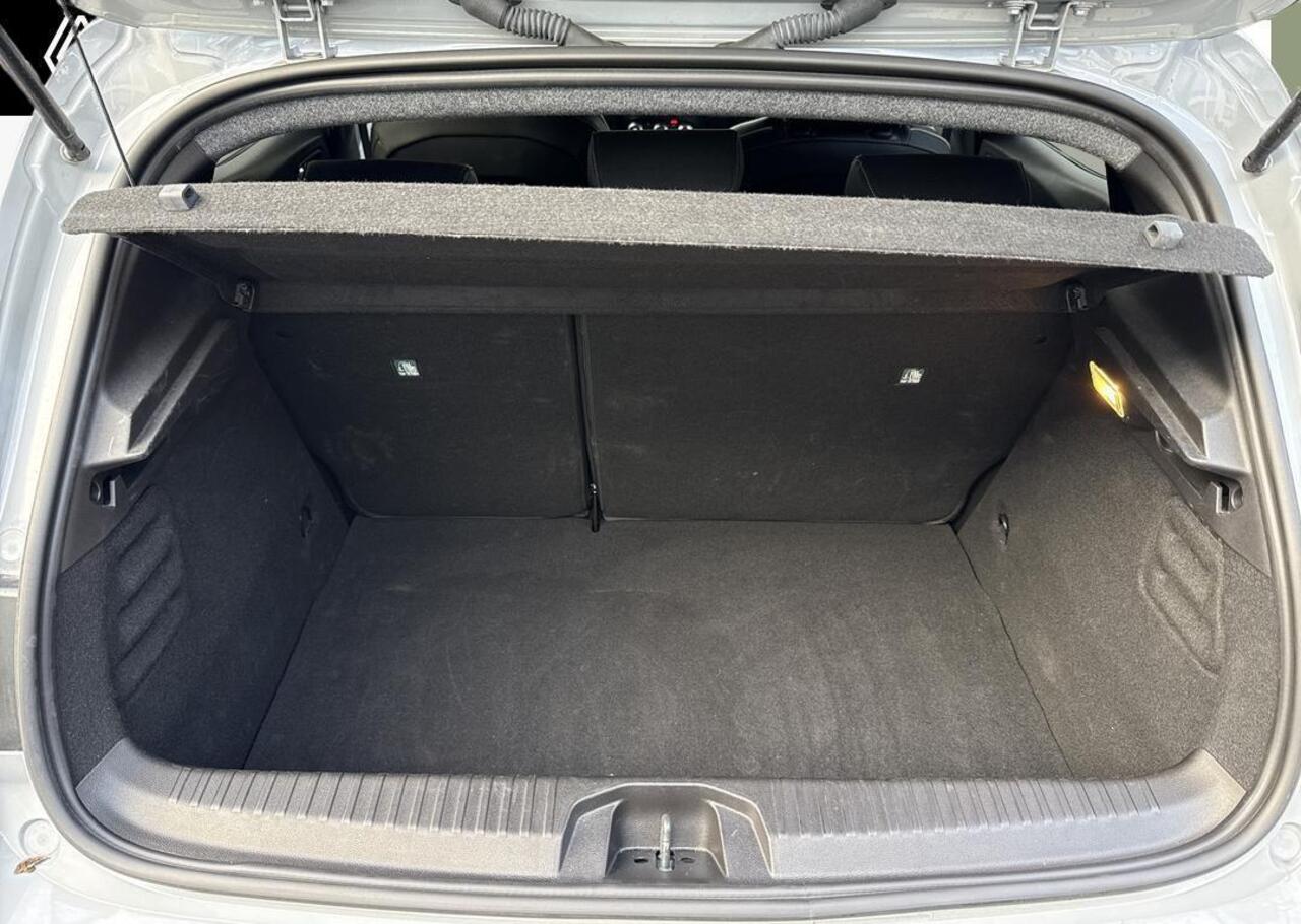 Renault CLIO 1.6 E-Tech Full Hybrid 145 techno