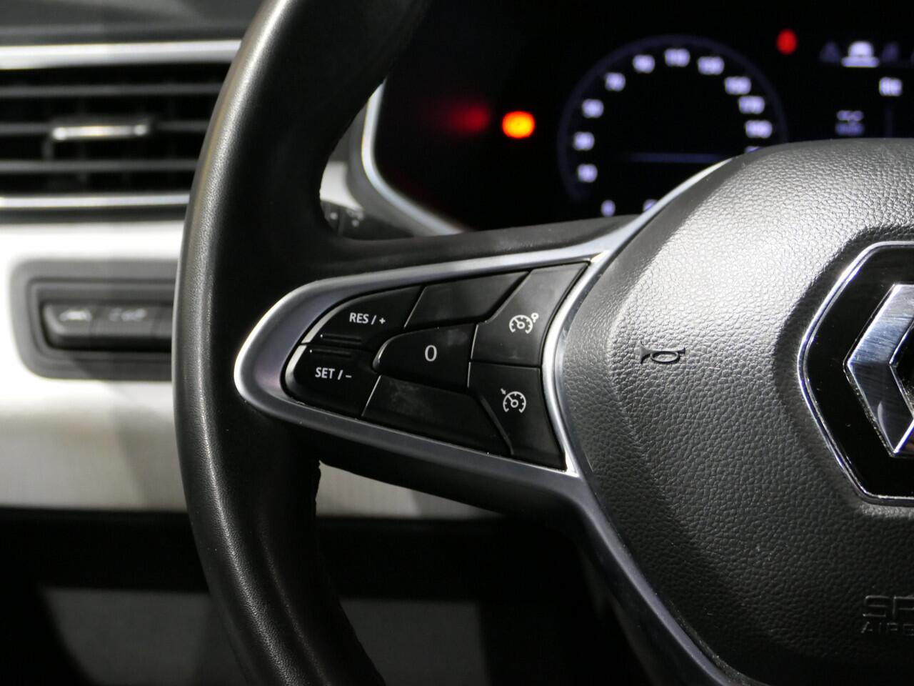 Renault CLIO 1.0 TCe 90 Techno *Dealer onderhouden & Groot scherm!* - Sensor v+a, camera, navi