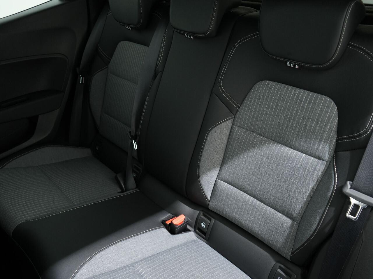 Renault CLIO 1.0 TCE 90 GPF TECHNO | Navi | 360 Camera | Winterpakket